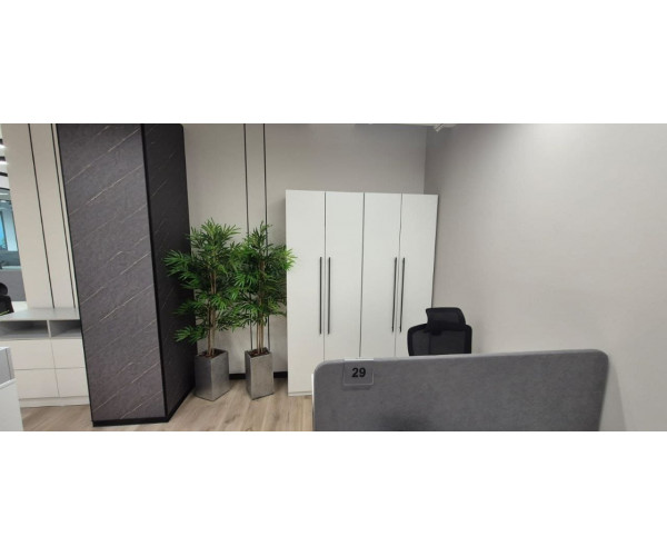 Обустройство офиса для крупной фармацевтической компании