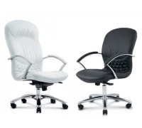 Кресло руководителя Кардинал D80