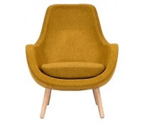 Кресло на деревянных опорах Ледиге