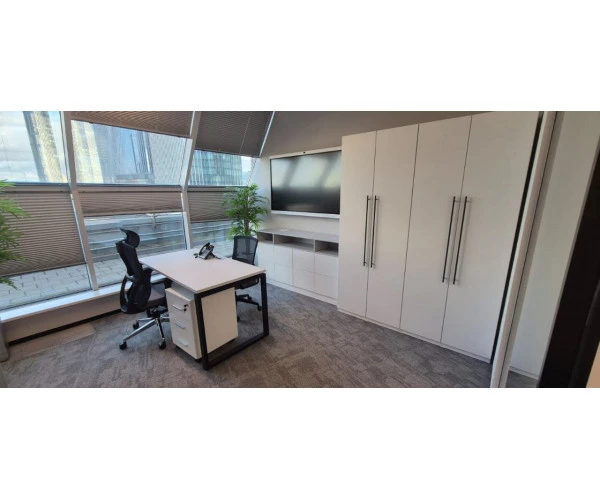 Обустройство офиса для крупной фармацевтической компании