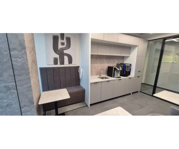 Обустройство офиса для крупной фармацевтической компании