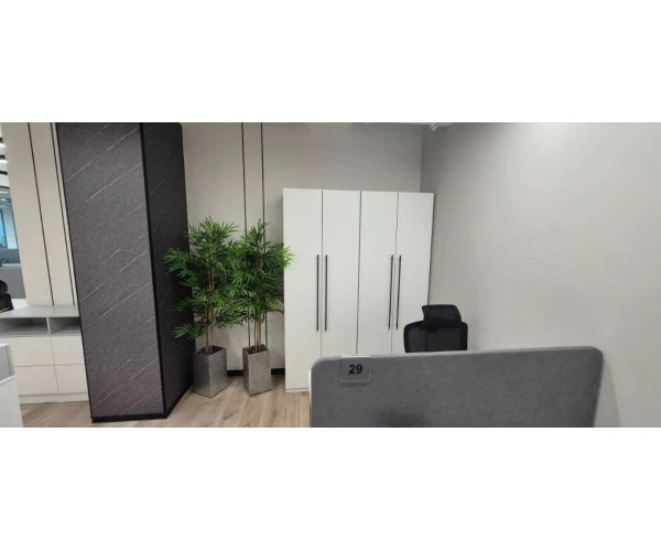 Обустройство офиса для крупной фармацевтической компании