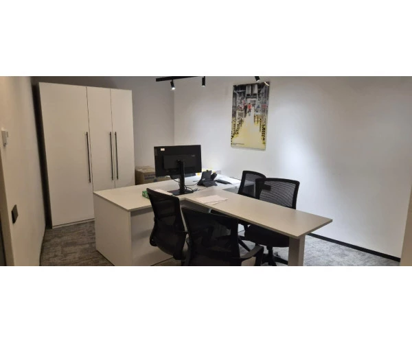 Обустройство офиса для крупной фармацевтической компании